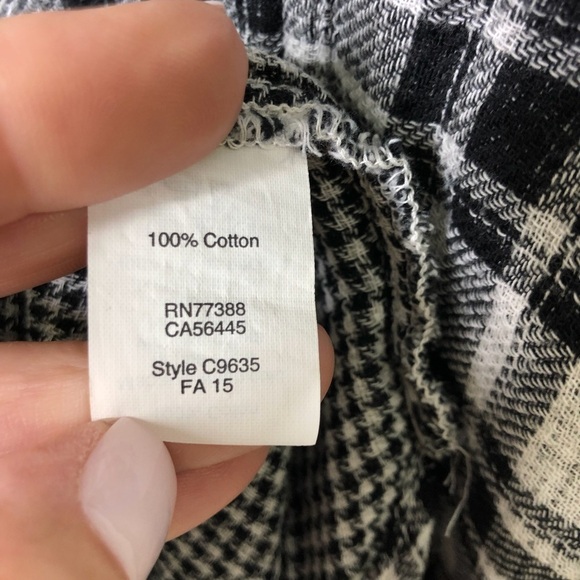 Madewell Ex-Boyfriend Shirt in Kemp Plaid Size Small White Black Style C9635 - Picture 8 of 9